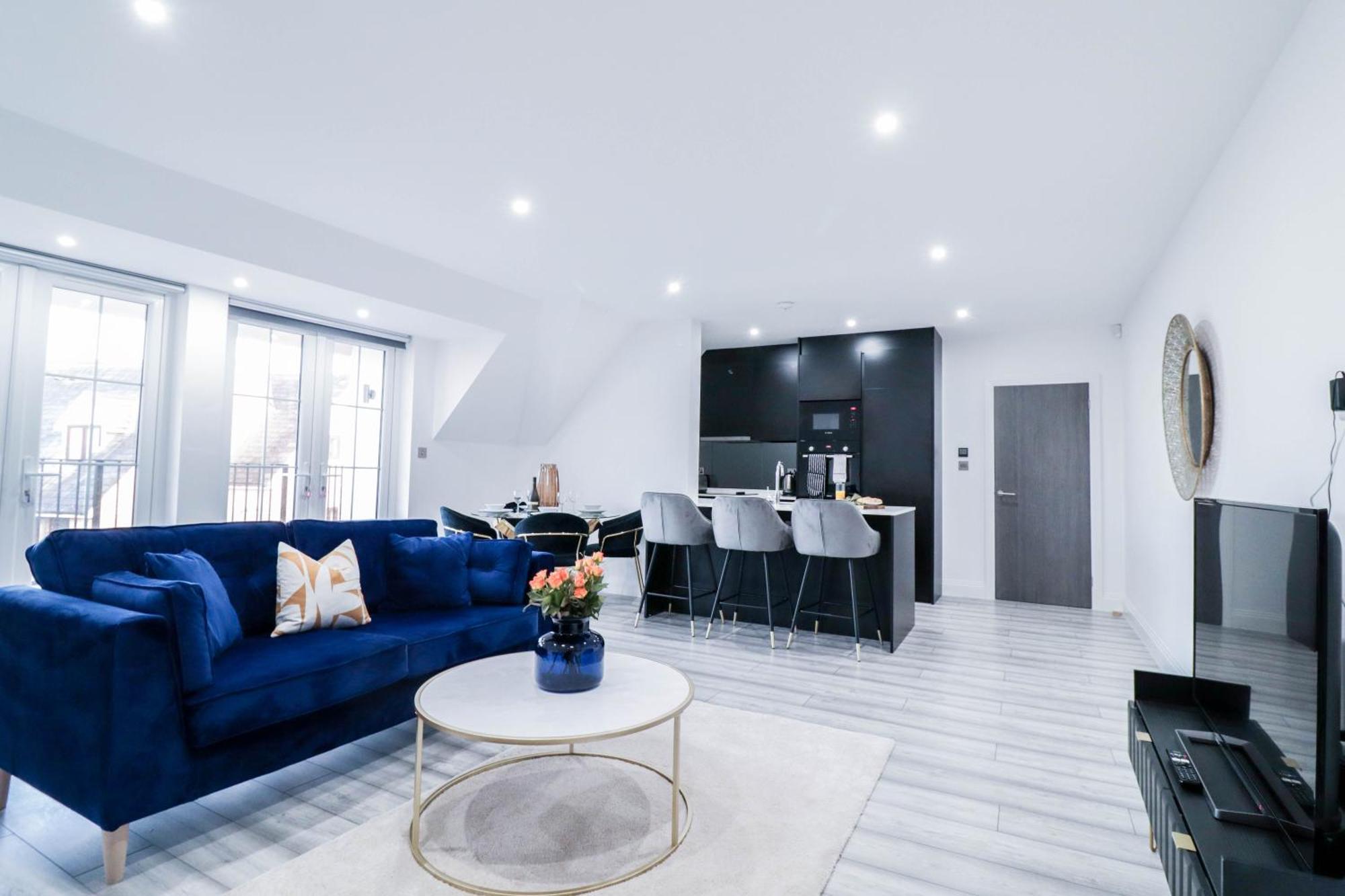 Elegant Apartments In Staines L Free Onsite Parking Ngoại thất bức ảnh