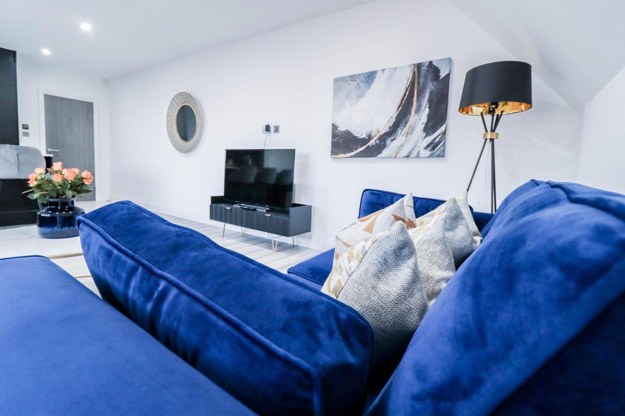 Elegant Apartments In Staines L Free Onsite Parking Ngoại thất bức ảnh